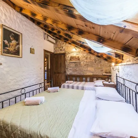 Villa Sisman Donji Zemunik